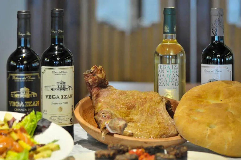 Castillo de Izán: Gastronomía castellana