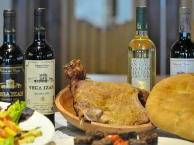 Castillo de Izán: Gastronomía castellana